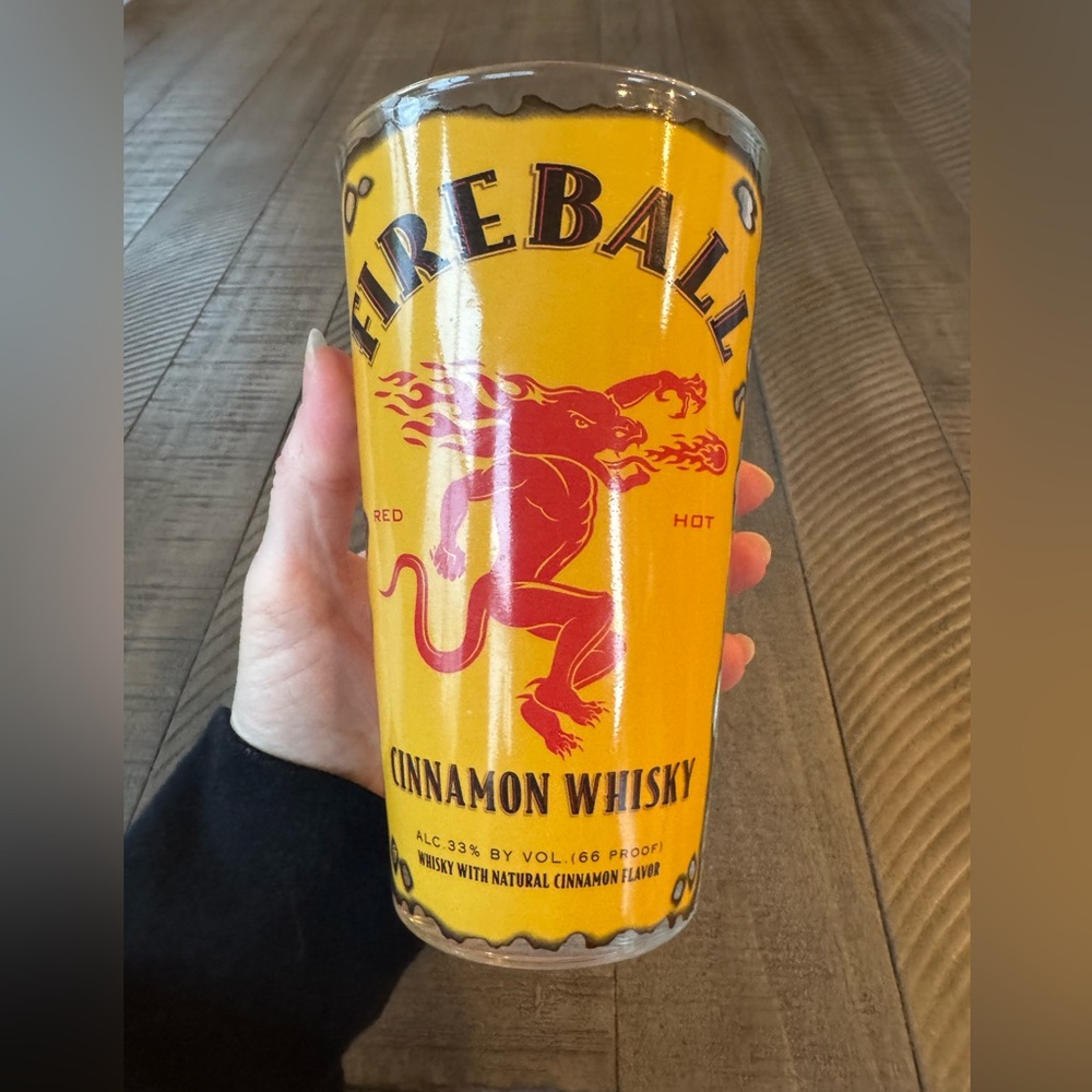 Fireball Cinnamon Whisky 16 oz Pint Glass